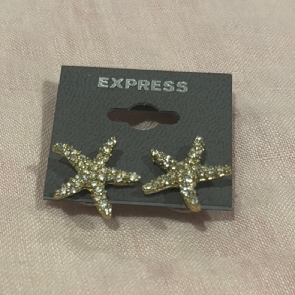 Express Gold Starfish Stud Earrings - Picture 1 of 3